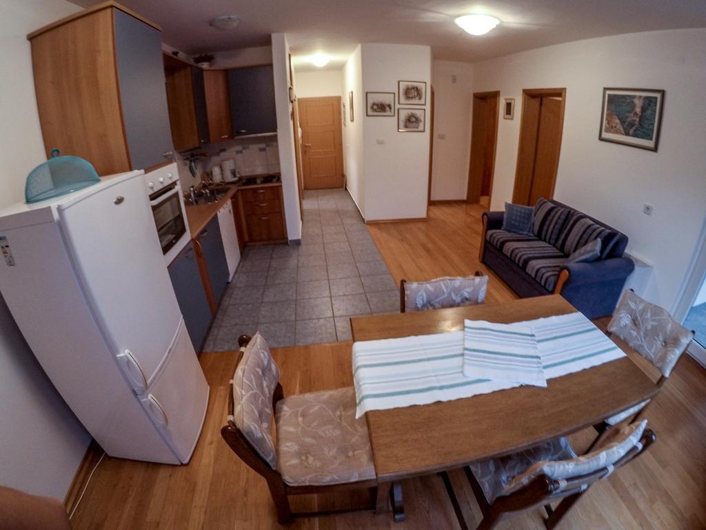 Apartment Car *